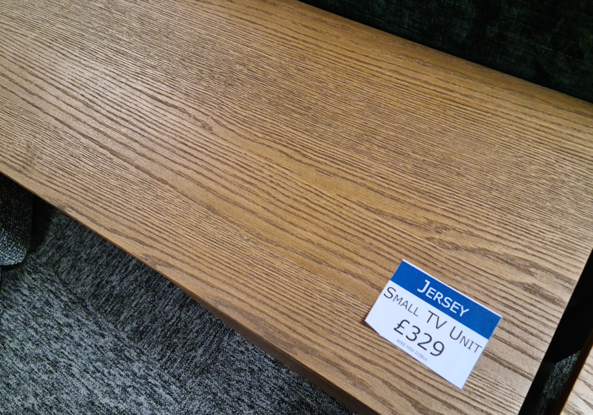 TV Units I Clearance