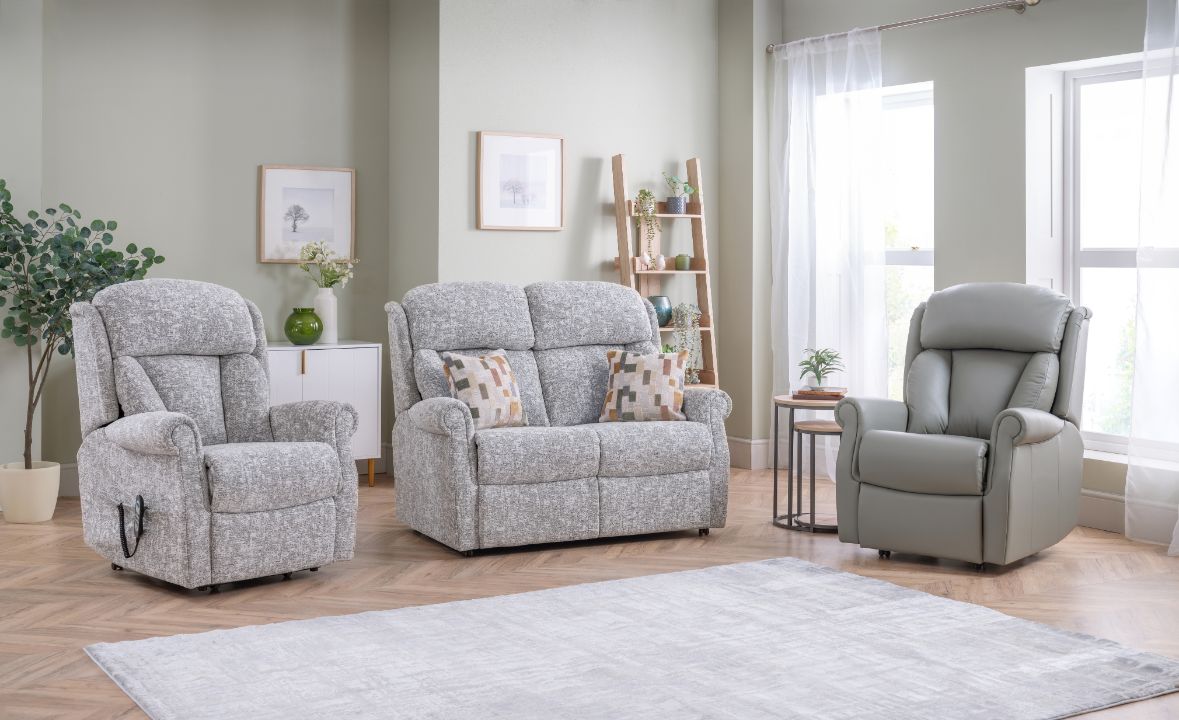 Ashfield Sofa & Recliner Collection