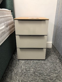 Includo 3 Drawer Bedside | Clearance